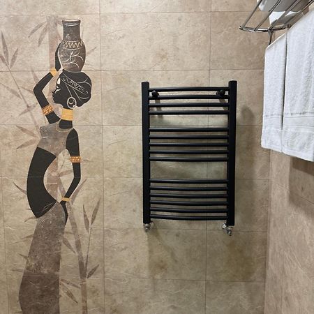 Central Hotel Gümrü Dış mekan fotoğraf
