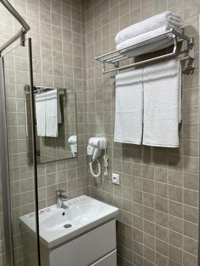 Central Hotel Gümrü Dış mekan fotoğraf