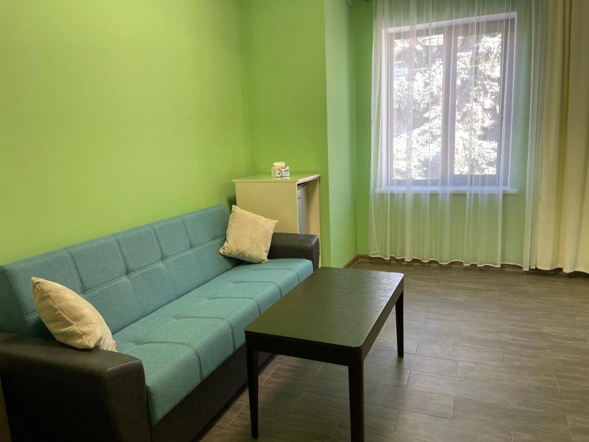 Central Hotel Gümrü Dış mekan fotoğraf