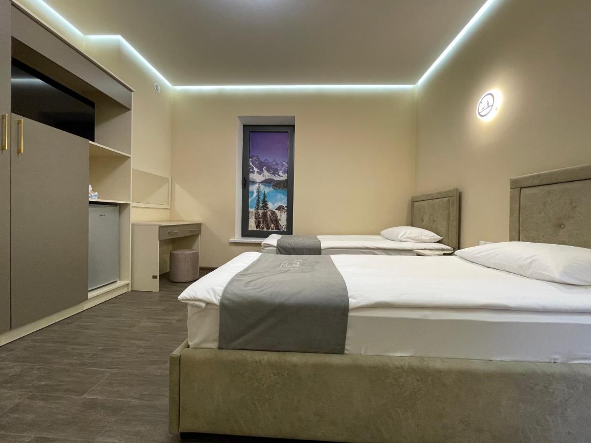 Central Hotel Gümrü Dış mekan fotoğraf